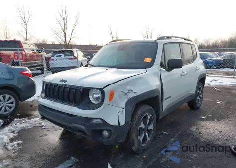 2020 Jeep Renegade North Edition 4X4 z USA, uszkodzony, nr VIN ZACNJBAB9LPL67716